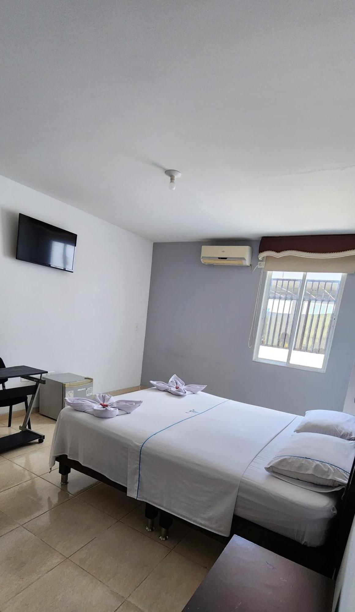 Hotel Torres Del Llano โยปาล ภายนอก รูปภาพ